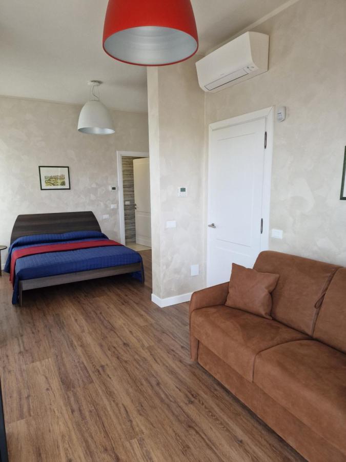 B&B A Due Passi Dal Lago Adro Kültér fotó
